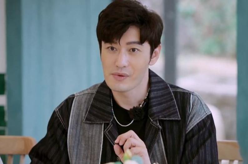 娱乐圈公布恋情的明星_黄晓明新恋情 胡冉儿 黄晓明感情史