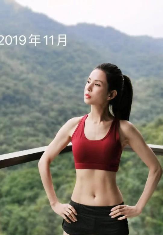 张天爱健身日常_娱乐圈 健身 明星_健身狂魔女艺人