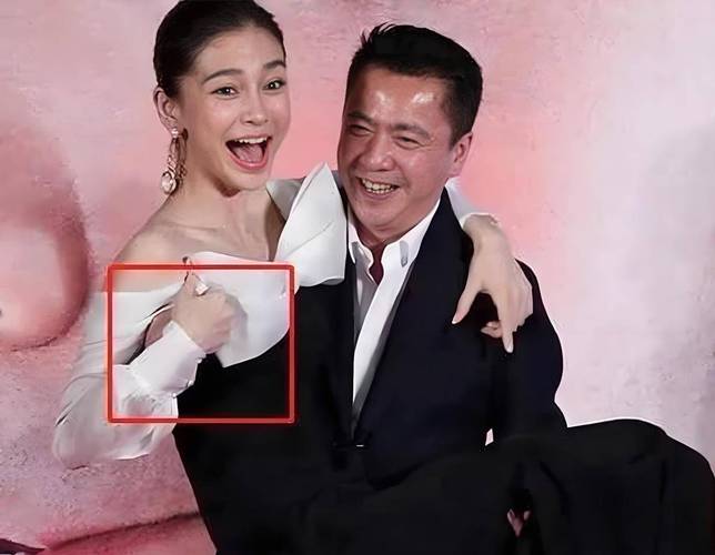 女明星被吃豆腐视频背后：当女性边界被漠视 谁在纵容骚扰