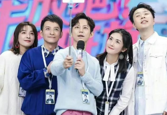 吴昕娱乐圈小说_吴昕 主持人生涯 节目转型