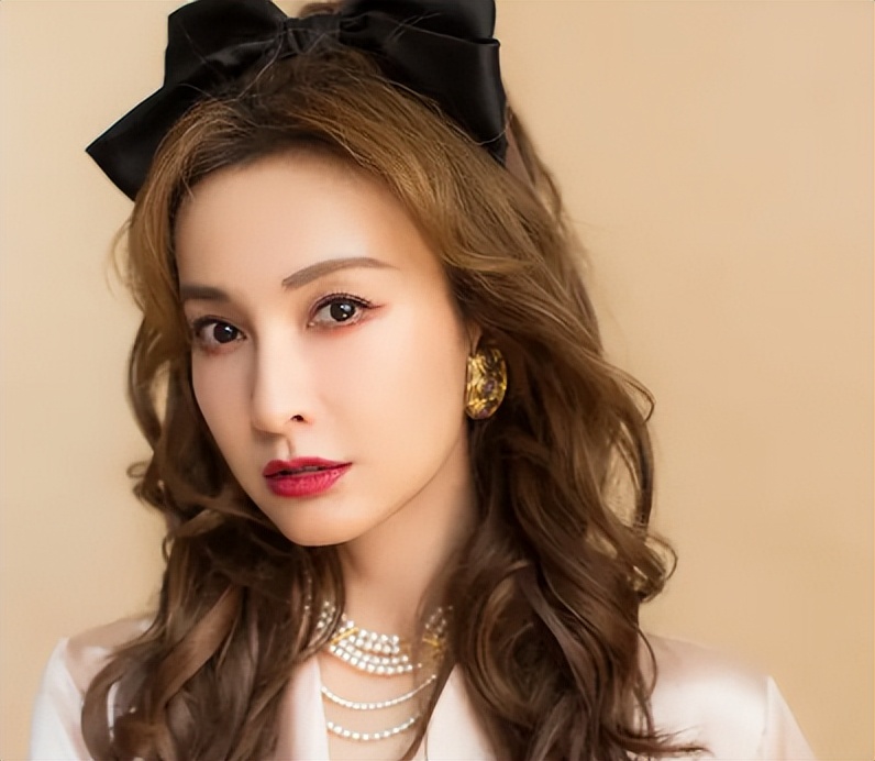 吴昕娱乐圈小说_吴昕 主持人生涯 节目转型