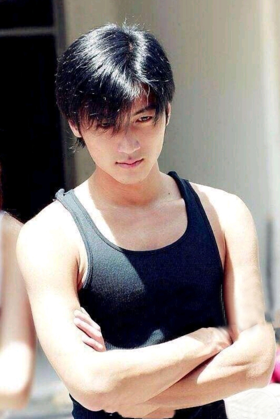 谢霆锋淡出娱乐圈_谢霆锋单亲家庭成长经历_谢霆锋父母离异